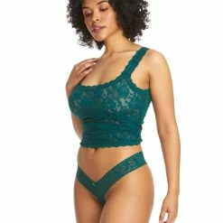 Hanky Panky - Signature Ivy Lace Crotchless Thong Lingerie