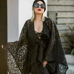 Boudoir Robes Jennafer Grace - Night Panther Kimono