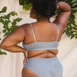 Monique Morin Lingerie Monique Morin - Vertigo Bralette 12 Monique Morin Lingerie Monique Morin - Vertigo Bralette