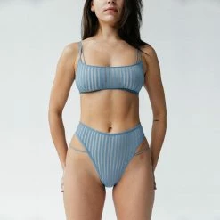 Monique Morin Lingerie Monique Morin - Vertigo Bralette 14 Monique Morin Lingerie Monique Morin - Vertigo Bralette