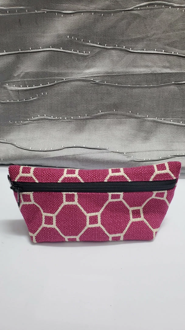 Toy Care, Cleaners + Storage Studio Sauvageau - Make-Up Pouch 5 Toy Care, Cleaners + Storage Studio Sauvageau - Make-Up Pouch